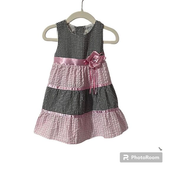 Rare too! Sleeveless Dress   Size 18m   EUC - Picture 1 of 4